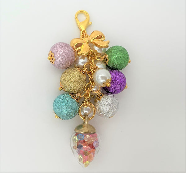 Christmas Bulb Charm Clip