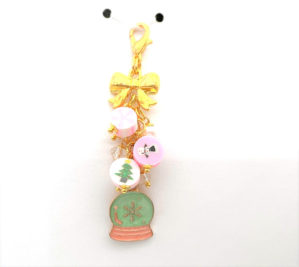 Snowglobe Charm Clip